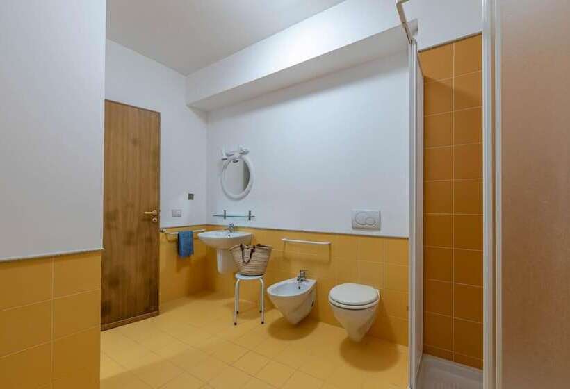 Villa Poldino Con Giardino By Wonderful Italy