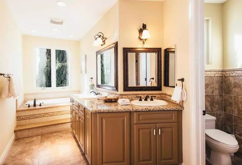 Via Del Sur By Avantstay Private Spanish Villa W Views Walk To Wineries