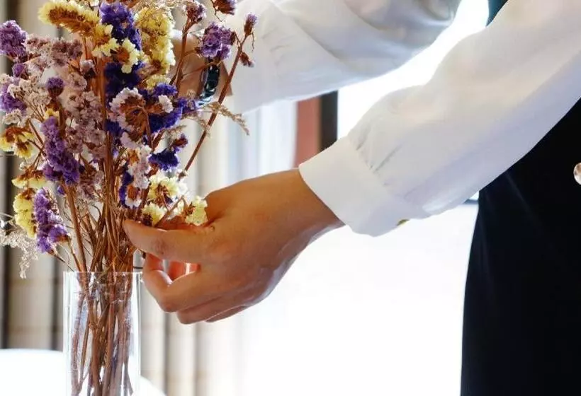 Отель Hujialou Hot Spring