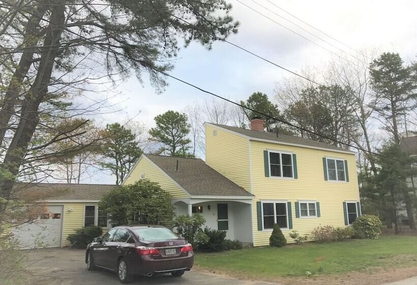 Footbridge Hideaway Q967 A Spacious Home Very Near To The Fabulous Footbridge Beach Entrance 4 Bed