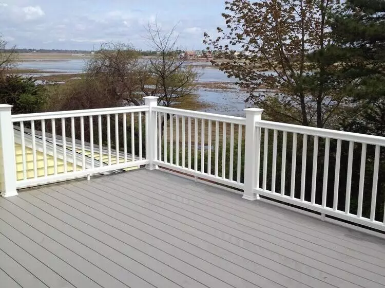 Footbridge Hideaway Q967 A Spacious Home Very Near To The Fabulous Footbridge Beach Entrance 4 Bed