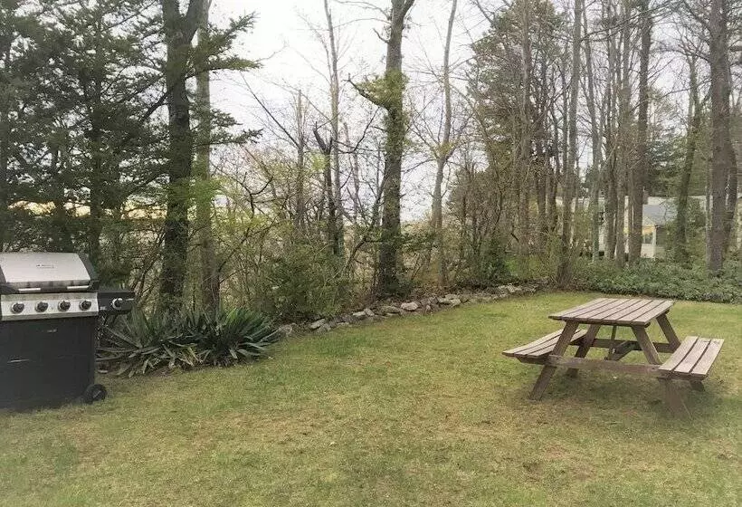 Footbridge Hideaway Q967 A Spacious Home Very Near To The Fabulous Footbridge Beach Entrance 4 Bed