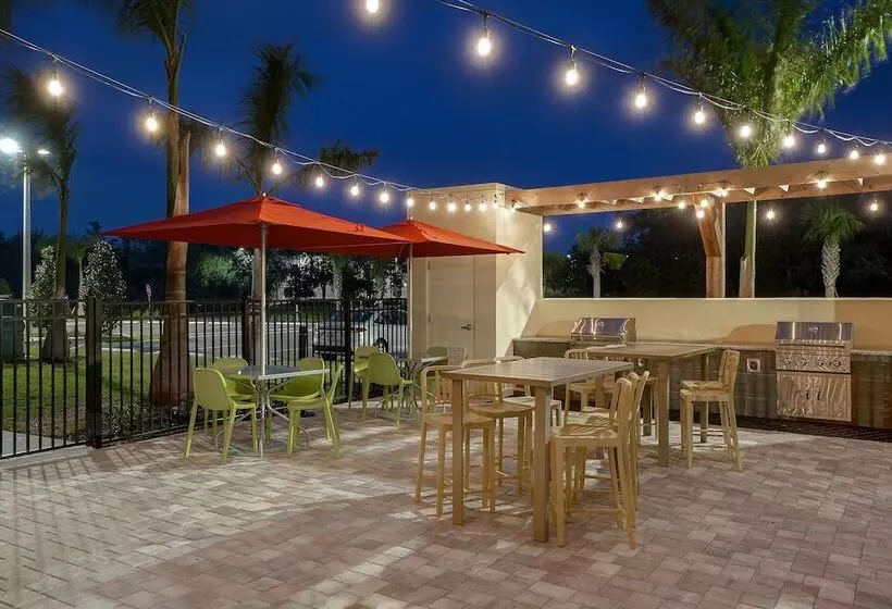 Hotelli Home2 Suites By Hilton Lakewood Ranch