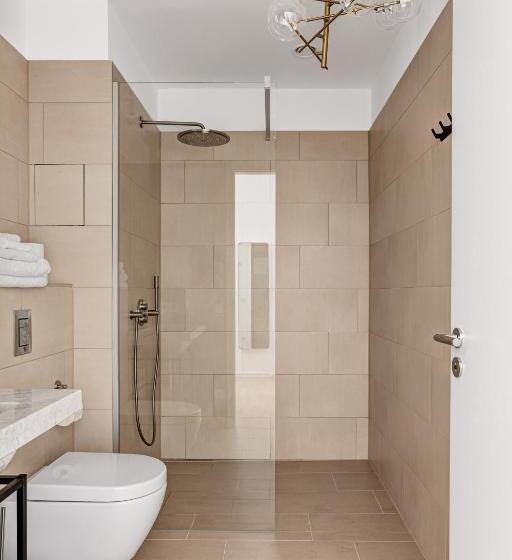 Arbio I Luxury Apartments In East Side Gallery