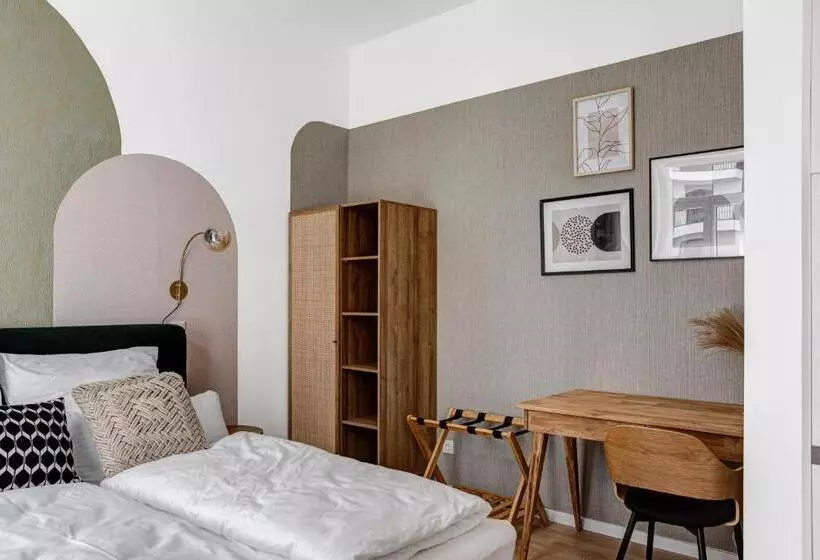 Arbio I Luxury Apartments In East Side Gallery