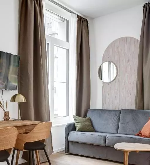 Arbio I Luxury Apartments In East Side Gallery