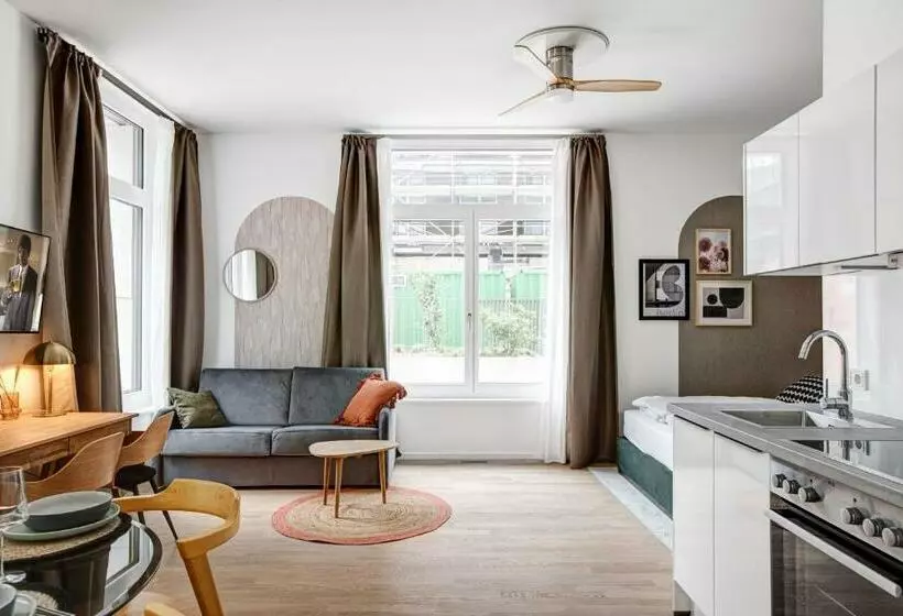 Arbio I Luxury Apartments In East Side Gallery