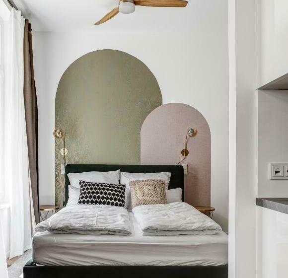 Arbio I Luxury Apartments In East Side Gallery