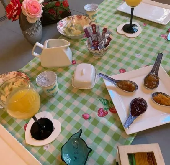 ベッドアンドブレックファースト Le Doux Nid La Classique