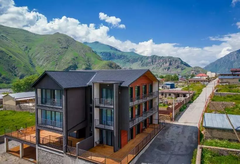 هتل Darchi Kazbegi