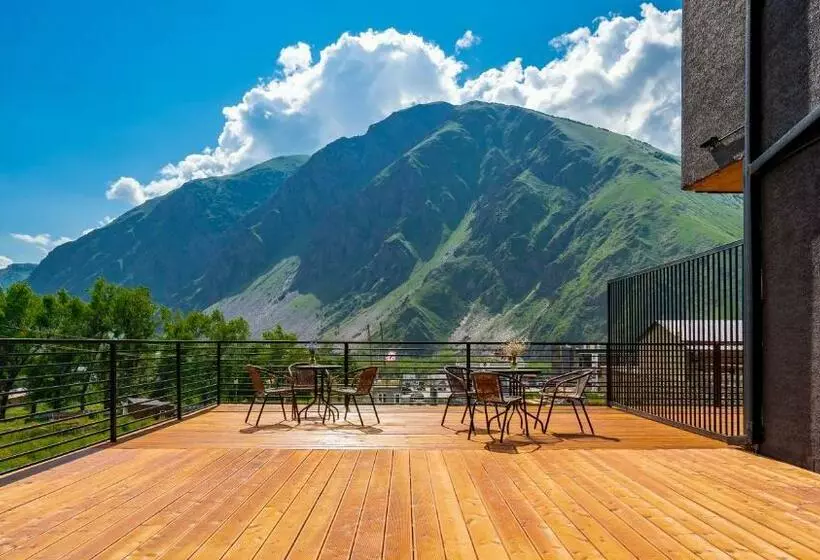 هتل Darchi Kazbegi