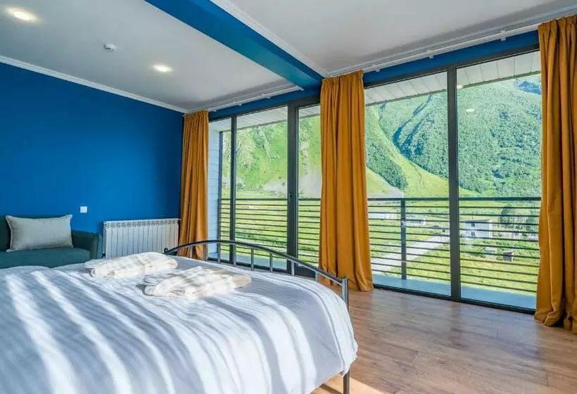 هتل Darchi Kazbegi
