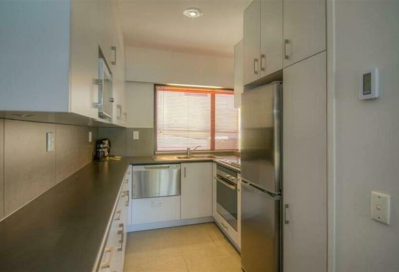 Lodges 10   Short Walk To Town