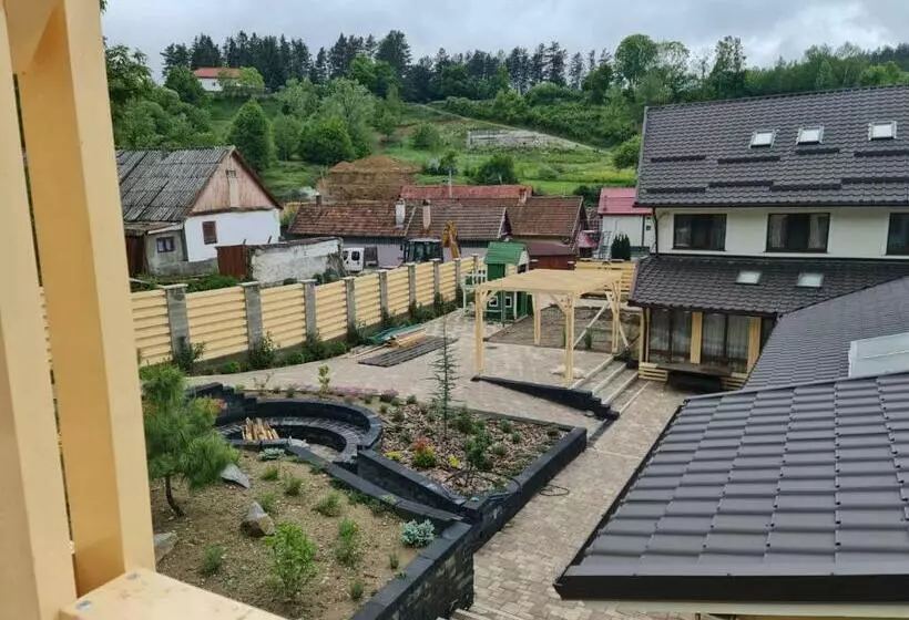 ペンション Casa Caius