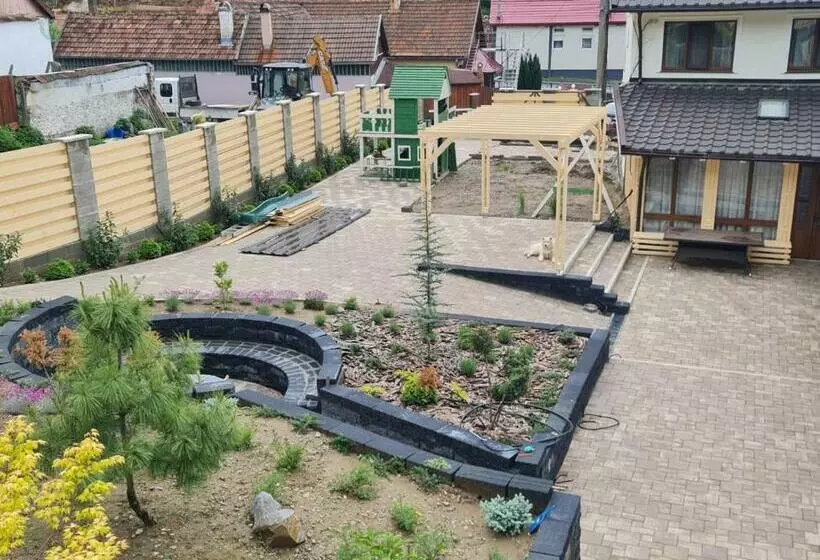 ペンション Casa Caius
