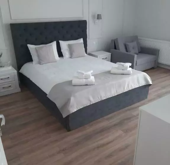 ペンション Royal Boutique