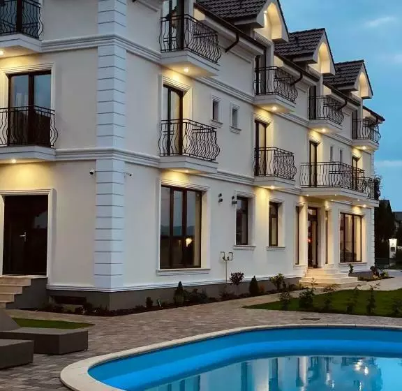 ペンション Royal Boutique