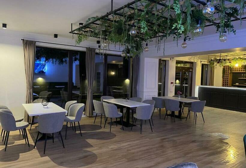 펜션 Royal Boutique