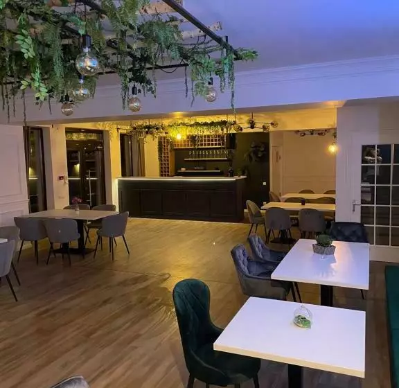 ペンション Royal Boutique