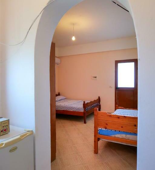 פנסיון Vila Juli 1