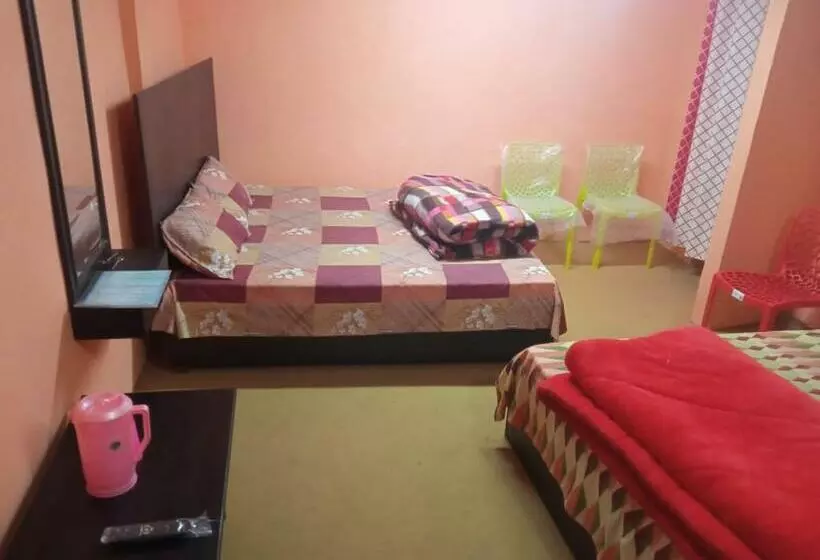 Hotelli Badri Kedar Hometay