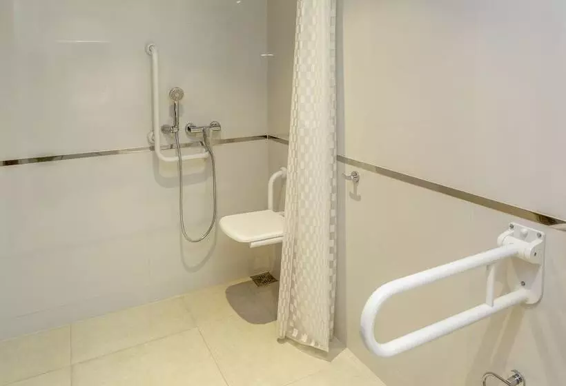 Hotelli Dazzler By Wyndham La Plata