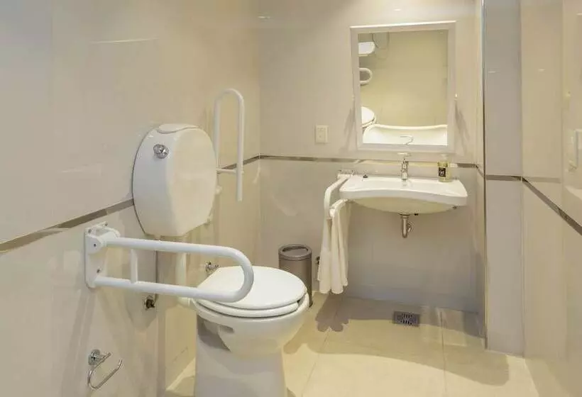 Hotelli Dazzler By Wyndham La Plata