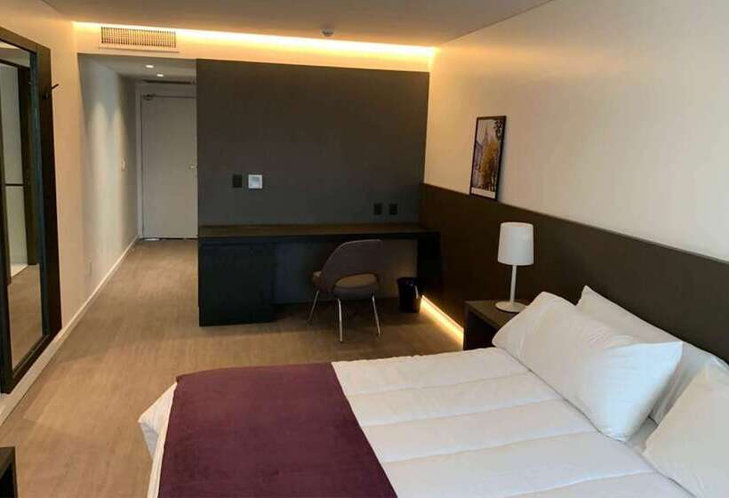 فندق Dazzler By Wyndham La Plata