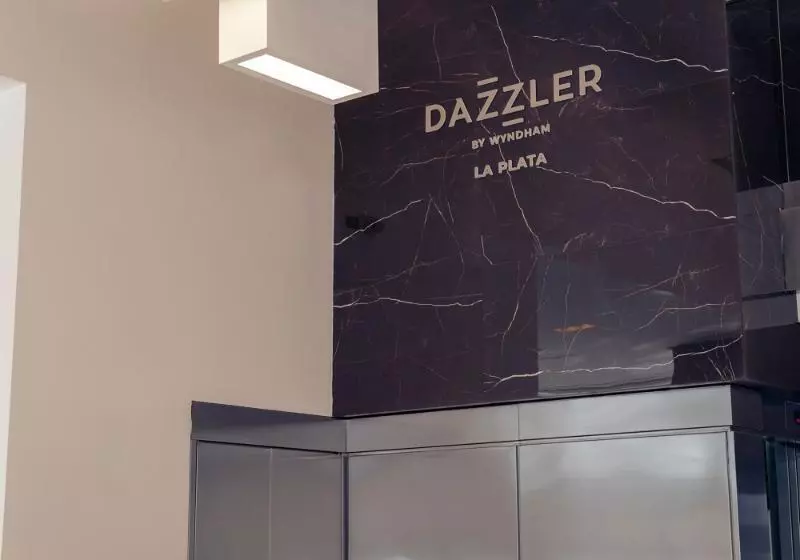 Hotelli Dazzler By Wyndham La Plata