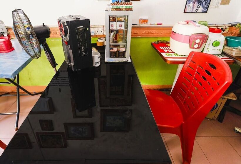 فندق Spot On 91344 Wr House Syariah Batam