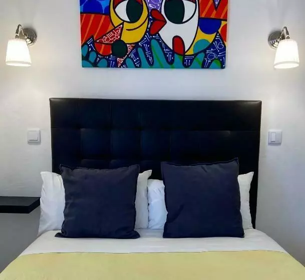 Retkeilymaja Pirata Milfontes Guest House