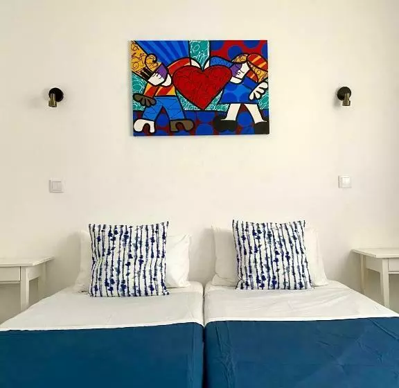 Retkeilymaja Pirata Milfontes Guest House