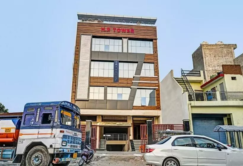 هتل Capital O 89300 Vansh International