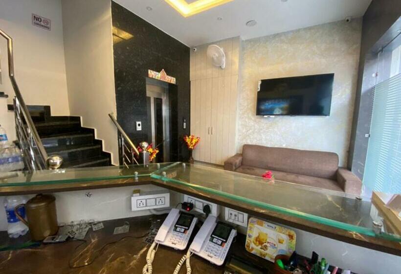 Отель Shivvoy Inn By Wb Inn