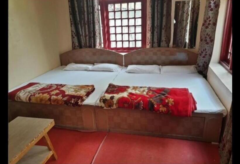 هتل Zeal Guest House By Wb Inn