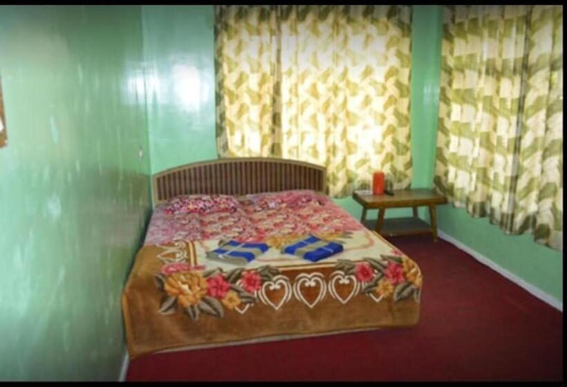 هتل Zeal Guest House By Wb Inn
