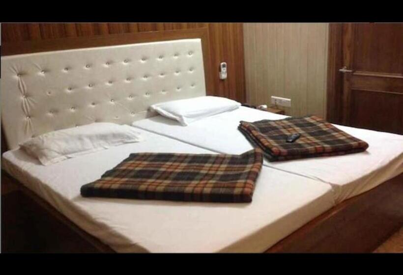 هتل Zeal Guest House By Wb Inn