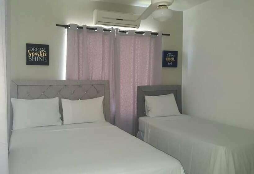 پانسیون Room In Bb Casa Docia Double Room With Balcony 2 Adults 1 Child 2