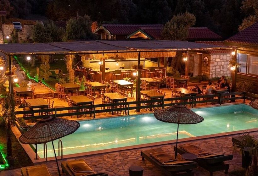 مبيت وإفطار Serender Bungalov