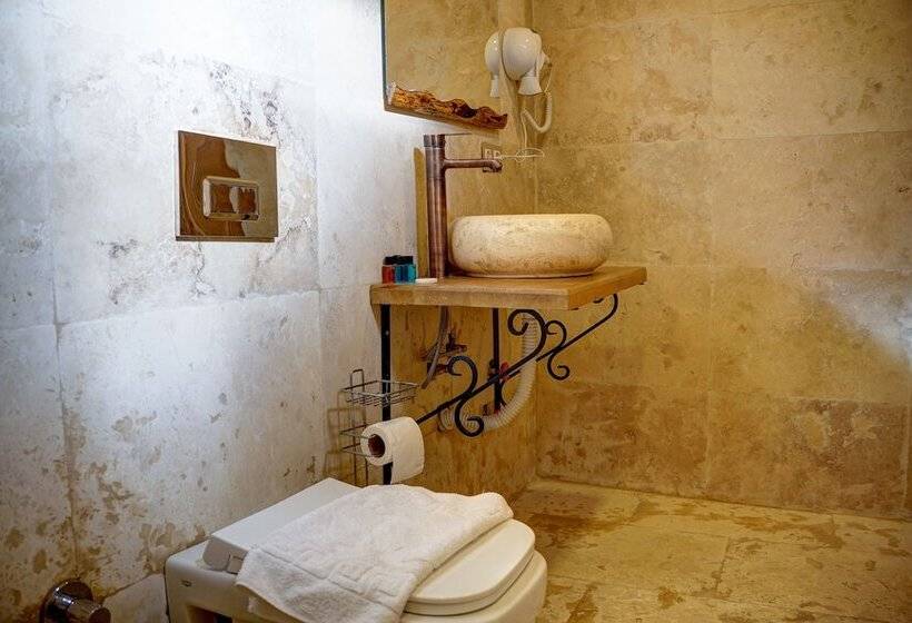 هتل Ala Stone House