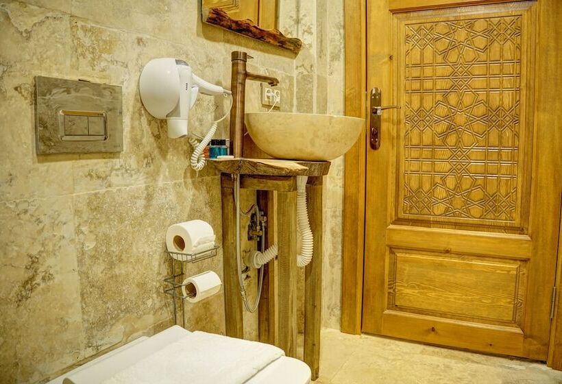 هتل Ala Stone House