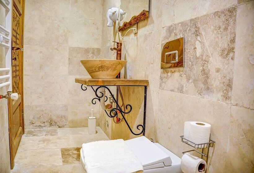 هتل Ala Stone House