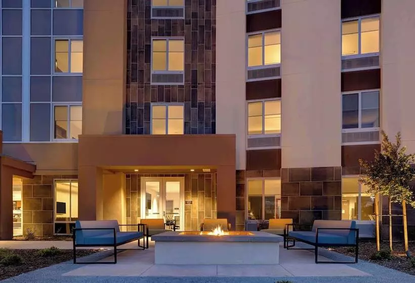 Hotelli Home2 Suites By Hilton Petaluma