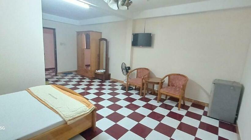 בית מלון כפרי Nhat Binh 2