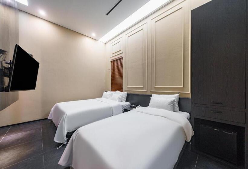 בית מלון כפרי Starhills