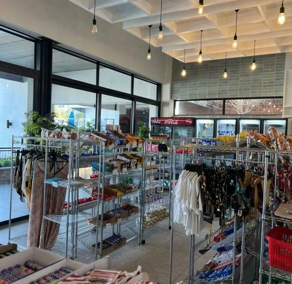 The Blyde Group Or Family