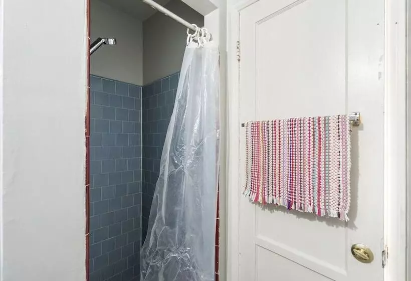 The New Star Motel   1950s Extended Stay Lodging And Retreat Center