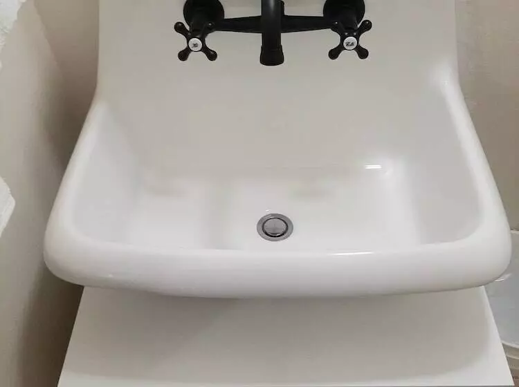 The New Star Motel   1950s Extended Stay Lodging And Retreat Center