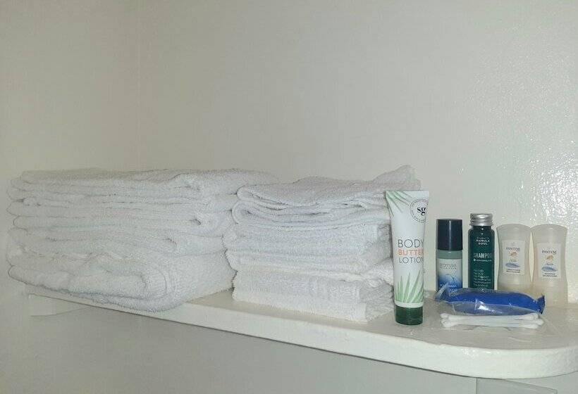 The New Star Motel   1950s Extended Stay Lodging And Retreat Center