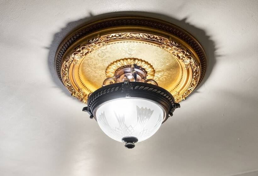 The New Star Motel   1950s Extended Stay Lodging And Retreat Center